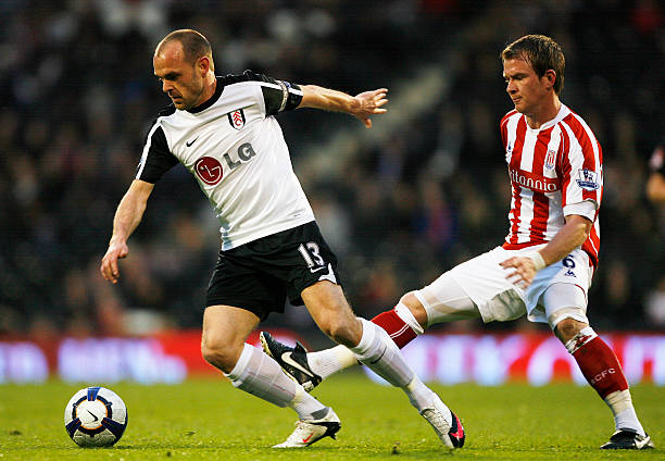 范佩西告别海伦芬：在这度过的时光充实又特别，祝未来一切好运.